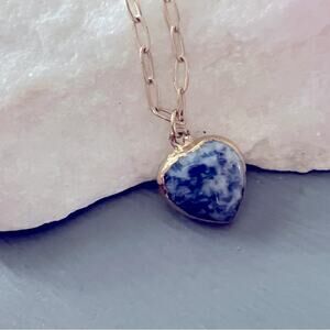 Canvas Gold Tone Chainlink Heart Pendant Necklace